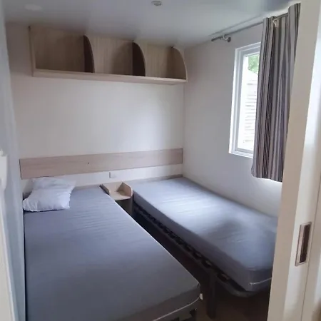 M.home Confort P015 3chbr/6pers Campeggio La Boissiere-de-Montaigu