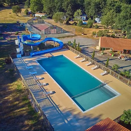 M.Home Confort P015 3Chbr/6Pers Kemping