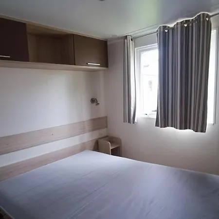 M.home Confort P015 3chbr/6pers Campeggio *